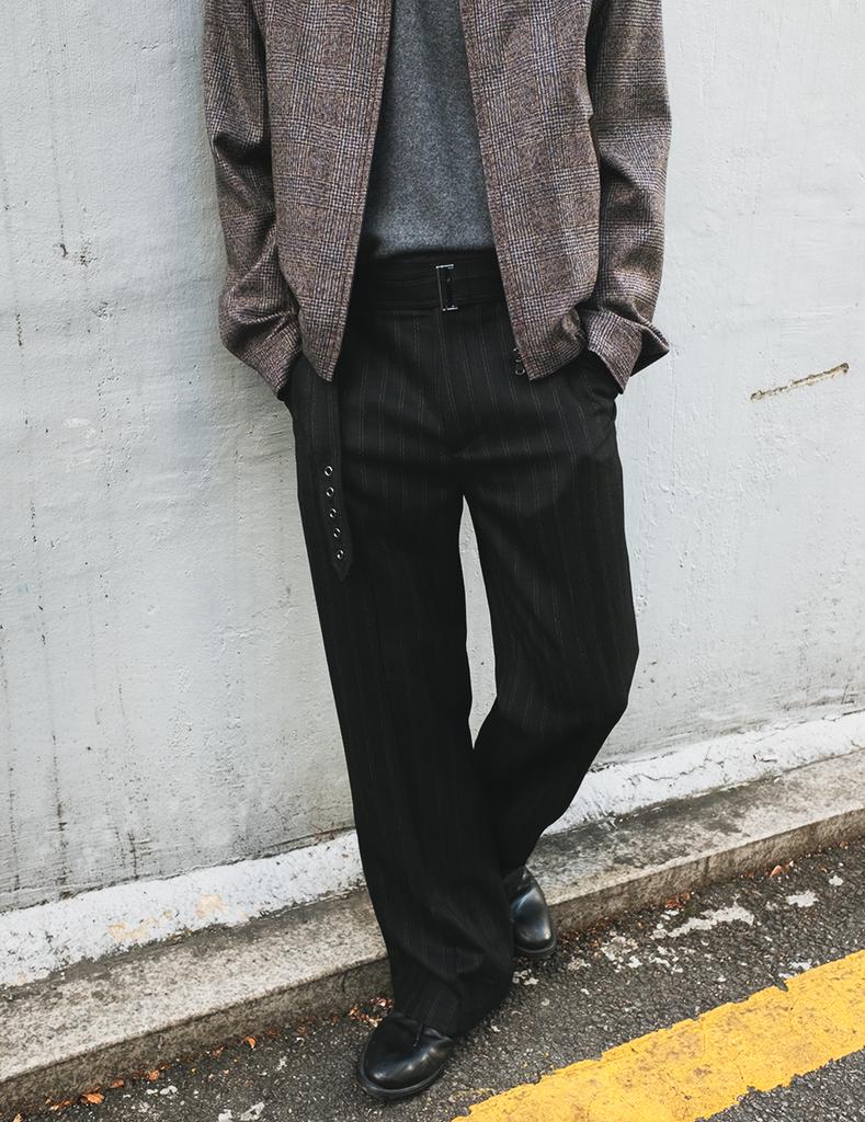 Pokeopeiseu Herringbone Belted Straight Flare Trousers Black