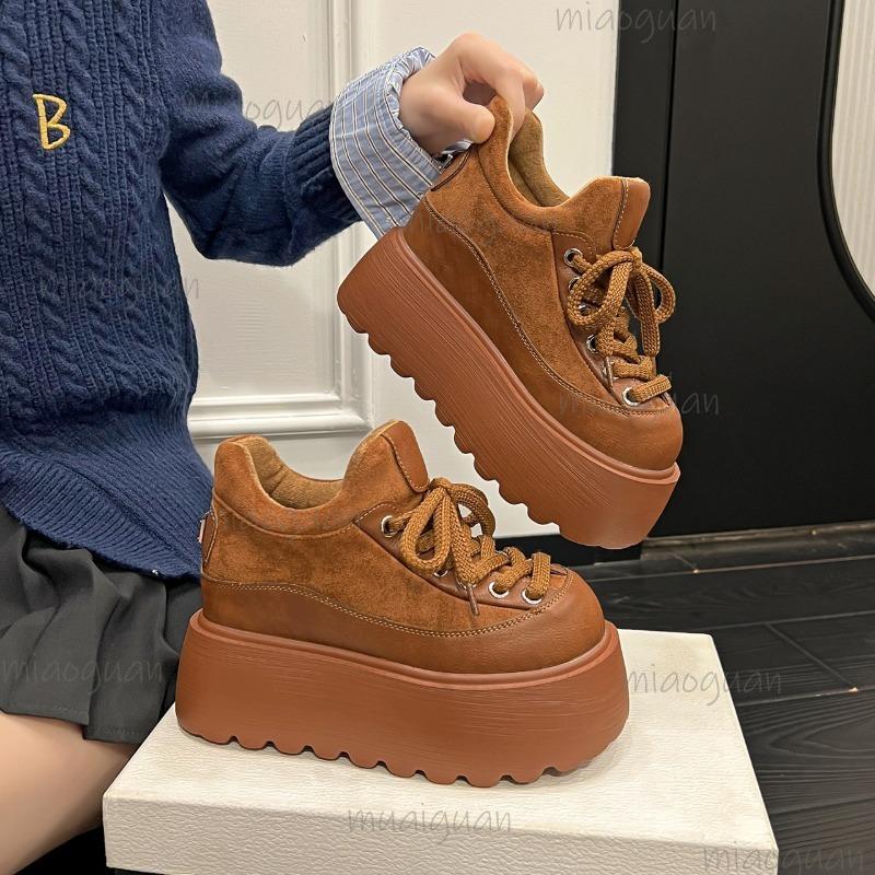 Damen Wildleder Plateau-Sneaker Dicke Sohle Keile Runde Spitze Schnürung Lässige Sneaker Rutschfest Retro Bequeme Alltagsschuhe