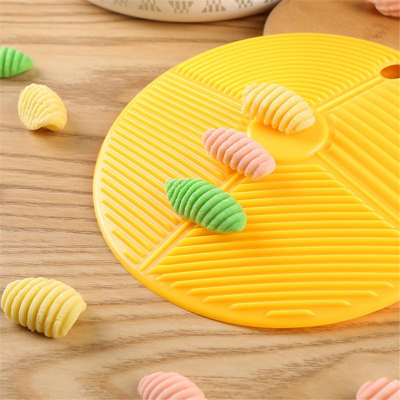 

Pasta Macaroni Board Spaghetti Maker Rolling Pin Food Supplement Molds жовтий
