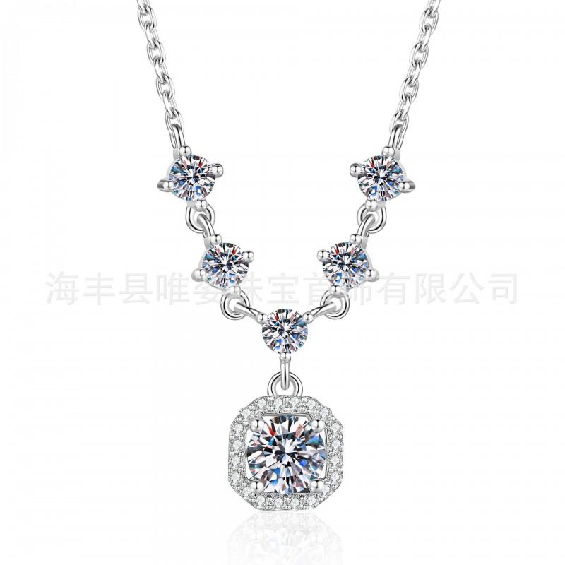 Moissanite Square Sugar Necklace Clavicle Chain Women