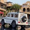 1/24 Benz G63 SUV Model auta ze slitiny Diecast & Hračka Kovové terénní vozidlo Model auta Simulace Zvuk Světlo Sběratelská hračka Dárek