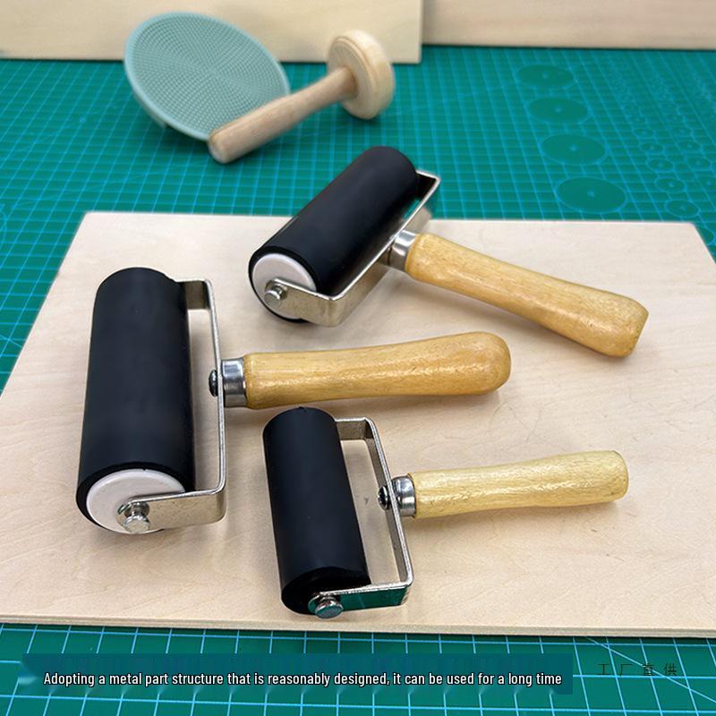 6cm Rubber Ink Roller Brush for Printmaking and Art Plate Rubbing