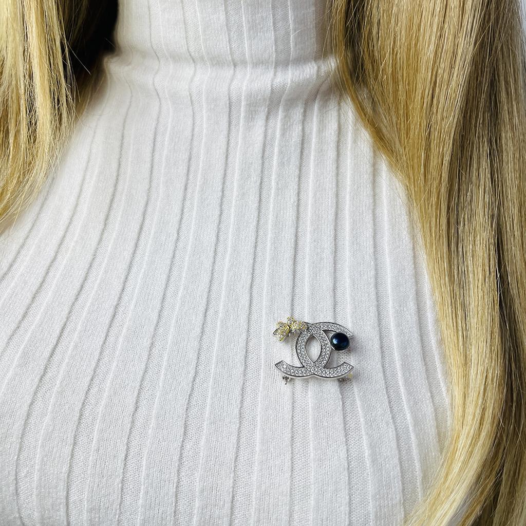 Silver Brooch with Natural Pearls, Cubic Zirkonia (2102366)