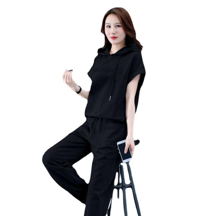 2025 Damski sportowy dwuczęściowy zestaw casualowy z kapturem w dużych rozmiarach: Wyszczuplający i Stylowy