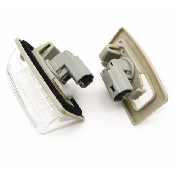 Auto parts High quality 2pcs left and right License plate lamp assembly For BYD F3 F3R left and right