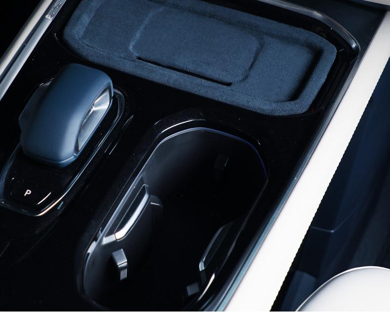 Zeekr 009 Alcantara Suede Wireless Charging Cover - Car Decoration & Protection Accessories