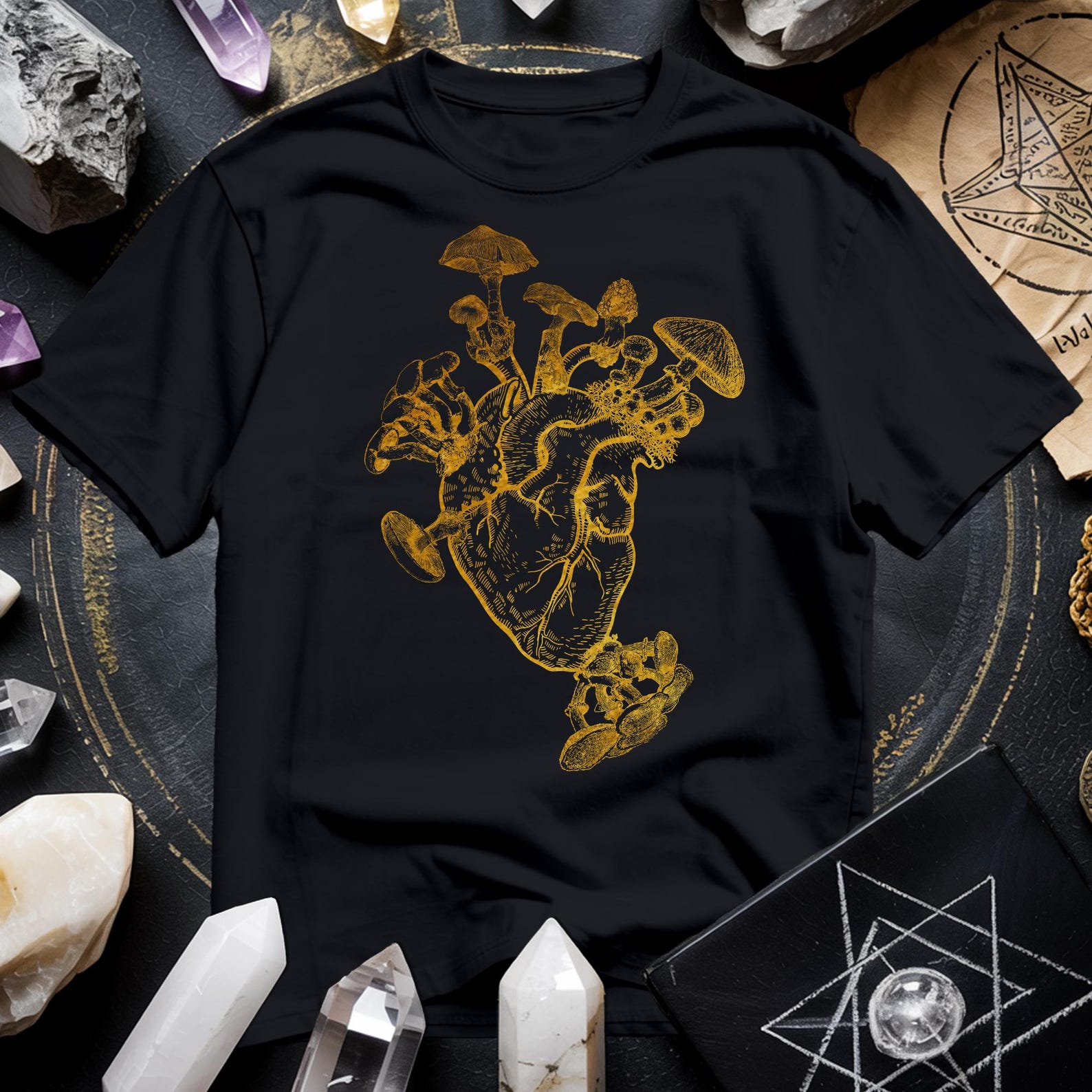 Mushroom Heart Graphic T-Shirt | Psychedelic Fungi Tee 2XL