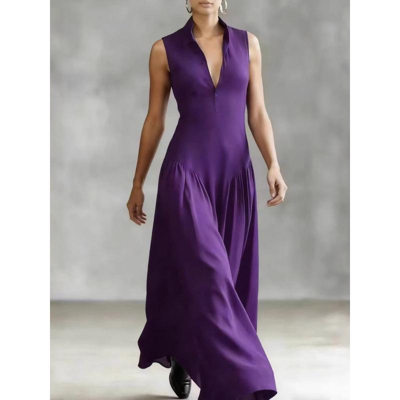 Elegant Black V-Neck Sleeveless Maxi Dress with Cinched Waist, Perfect for Work and Evening Events