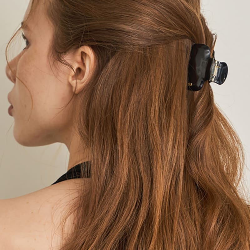 

Ssecondo Mini eclaire hair claw clip, Giada Black