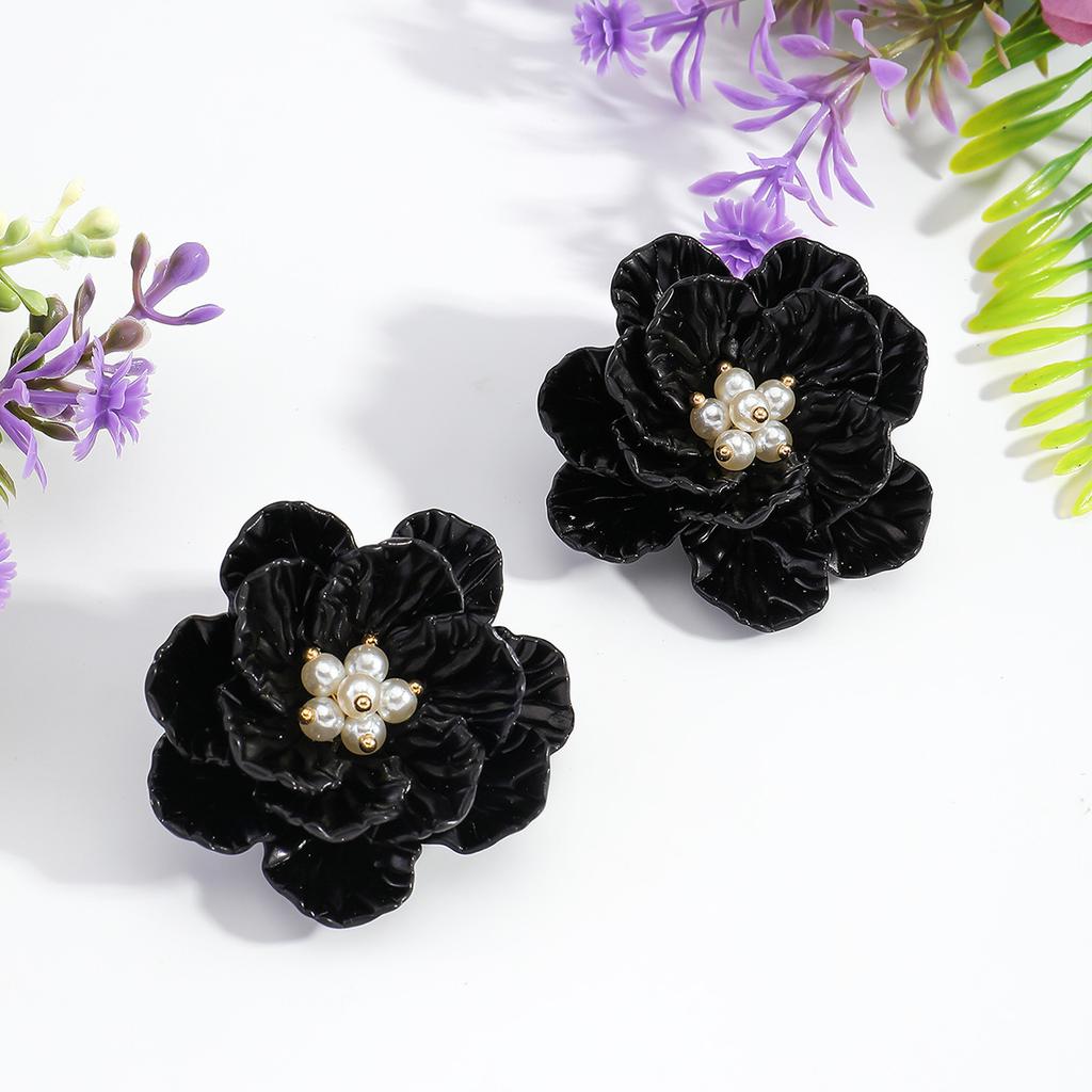 Retro double-layer handmade flower stud earrings personalized fashion three-dimensional petal temperament versatile small fresh earrings women