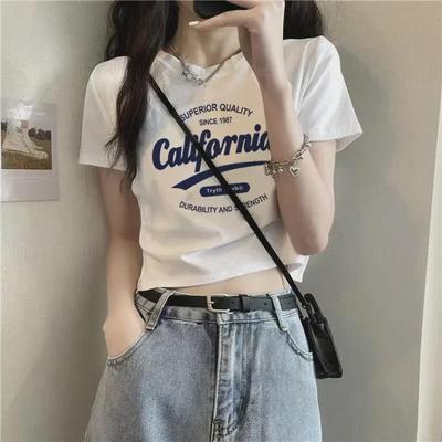 Dames Wit Letterprint Slim Fit T-shirt met Korte Mouwen - Zomertrend 2024
