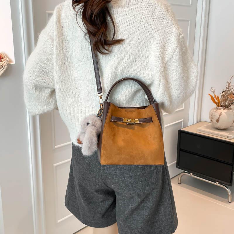 Super Popular Small Bag for Women Autumn Winter Vintage Hot Selling Crossbody Mother-Child Bag Trendy Handheld Bucket Bag This Year