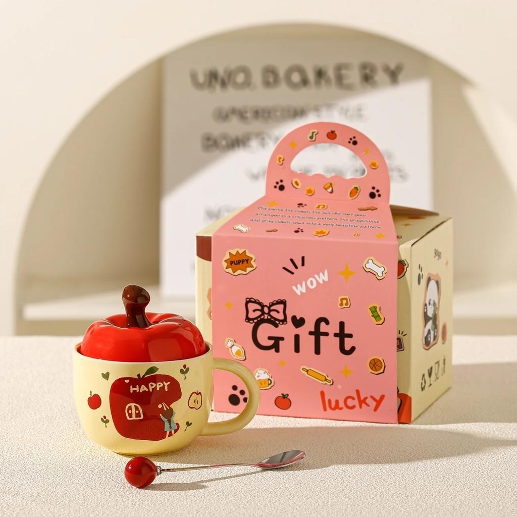 Niedliche Apfel-Keramiktasse mit Deckel Löffel Geschenkbox Kreative Haushalts-Wassertasse für Mädchen Super süße Souvenir-Geschenktasse