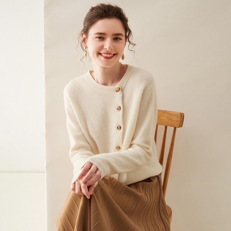 Women's Cashmere Sweater Cardigan - Warm, Stylish, Loose-Fit for Autumn Winter