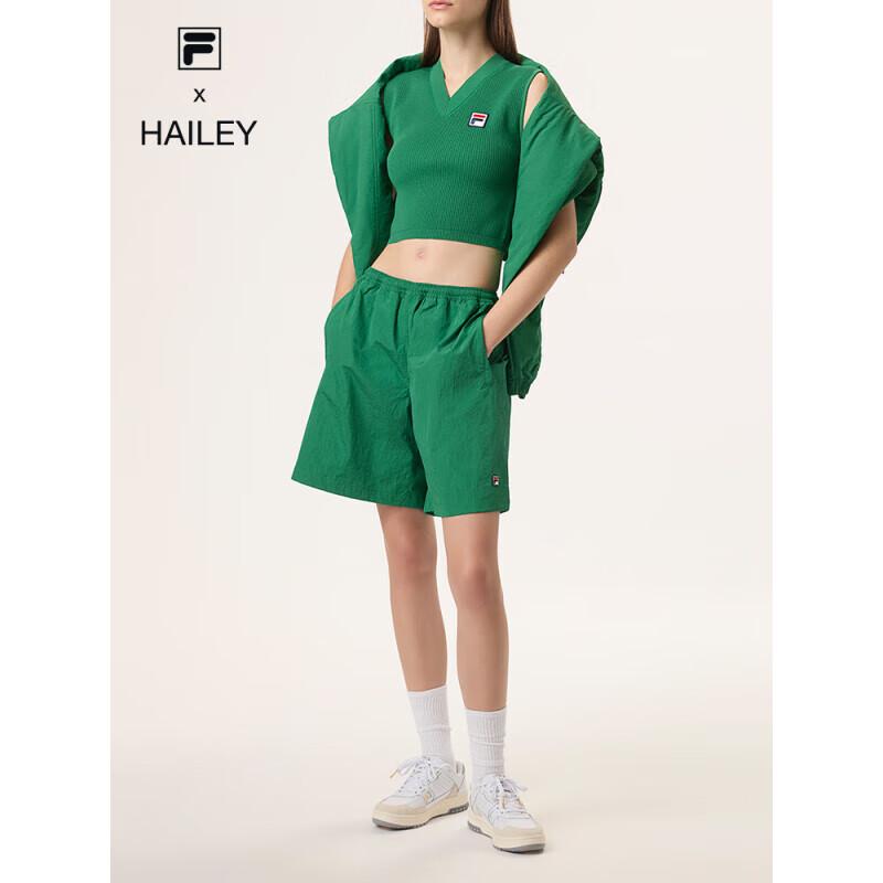 FILA x Hailey Women s Woven V-neck Tennis Vest L