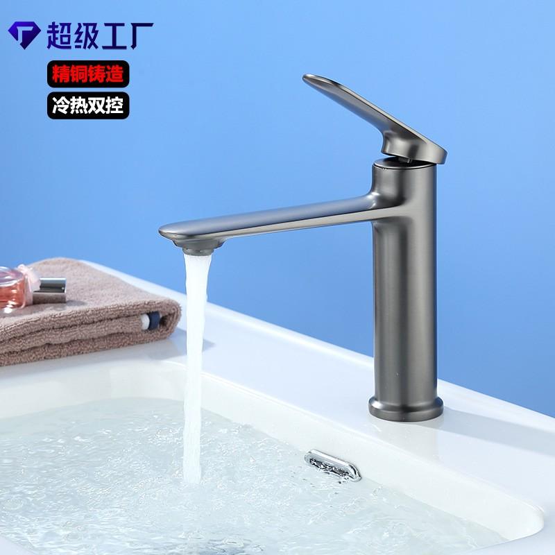 Brass Kitchen Faucet With Dual Outlet Pull-Out Spray Head Rotating Swivel Spout Hot Cold Mixer Tap Sink