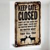 Vintage Rustic Metal Sign Keep Gate Closed Warning with Goat Silhouettes Funny Typo Text Wall Decor for Garden Farmhouse Outdoor
