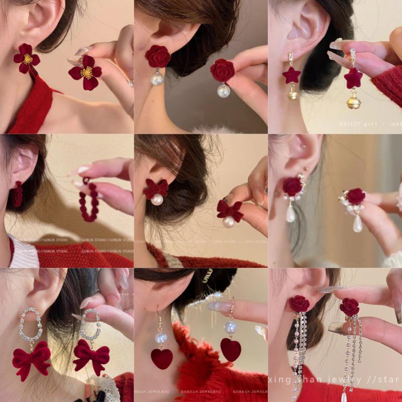 2024 D Retro Wine Red Velvet Rose Pearl Earrings: Hong Kong Style, Autumn/Winter Trend