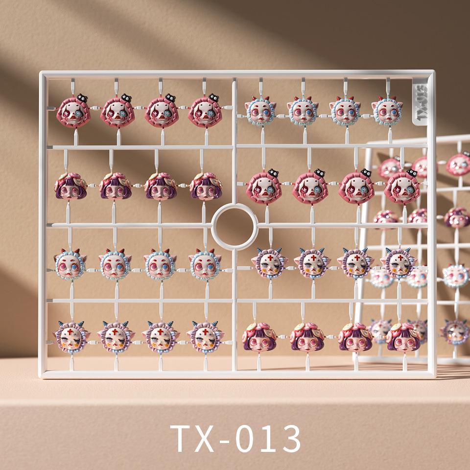 

TENSOR TX013 Exquisitely Carved Resin Nail Art Accessories