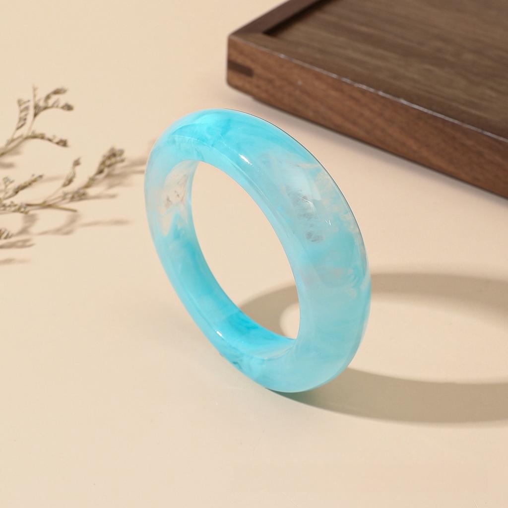 New Trend Acrylic Irregular Geometric Exaggerated Chunky Bangles for Women Resin Colorful Statement Charm Bracelet Jewelry Gifts