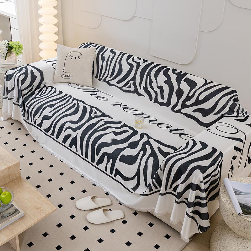 

Главная Кошачья защита от дивана Пледы Летние шёлковые полотенца для дивана Покрывало для пикника для кемпинга Чехол для дивана 180x130