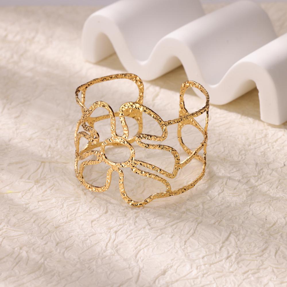 Stainless Steel Sunflower Bracelets for Women Gold Color  Wide Band Open Cuff Bangle Wedding Jewelry Vacation Accessories