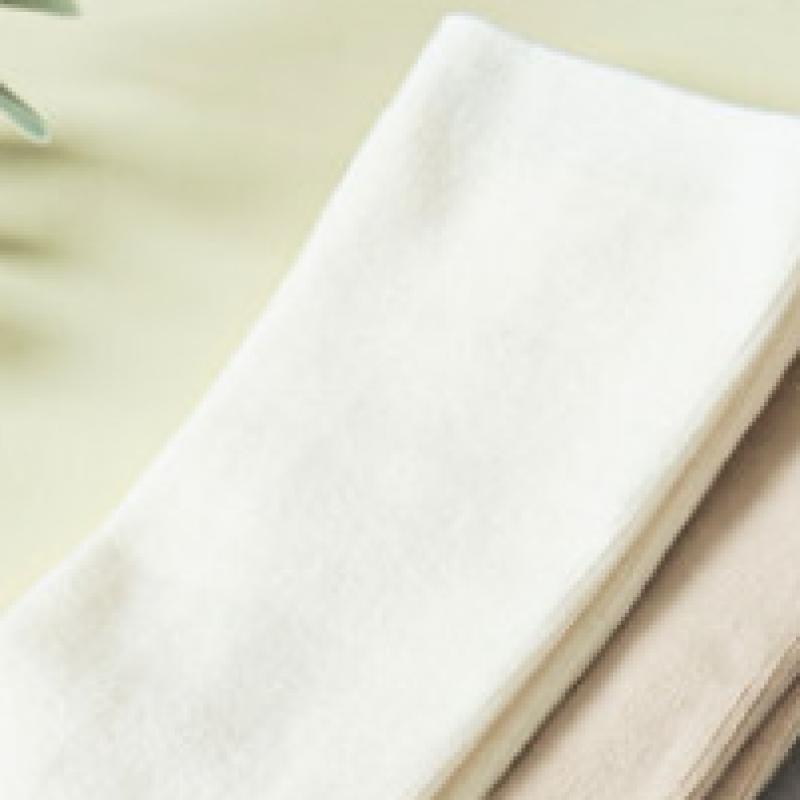 Daiso Ggrn Womens Soft Stocking Socks White