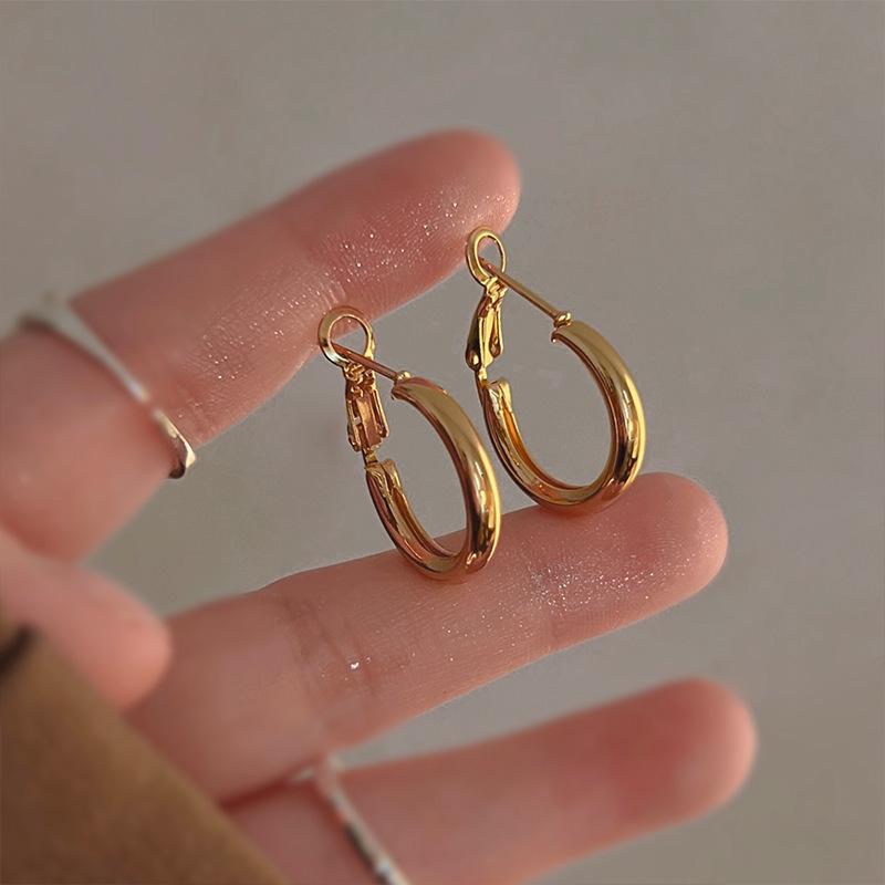 925 Sterling Silver Women's Ear Piercing Earrings - Versatile Cartilage Studs for Comfortable Sleeping