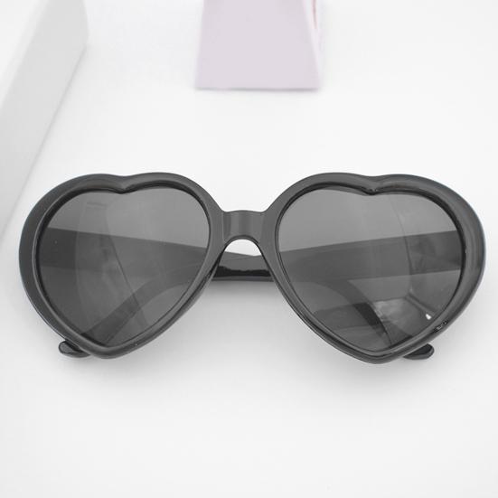 Occhiali da Sole da Donna alla Moda Carini Adorabili Retro a Forma di Cuore per Viaggiare