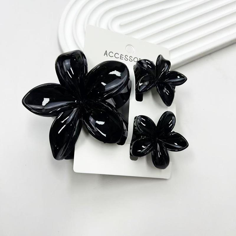Sada skřipců do vlasů s frangipani: Květinové vlasové doplňky s imitací mramoru pro módní svátky