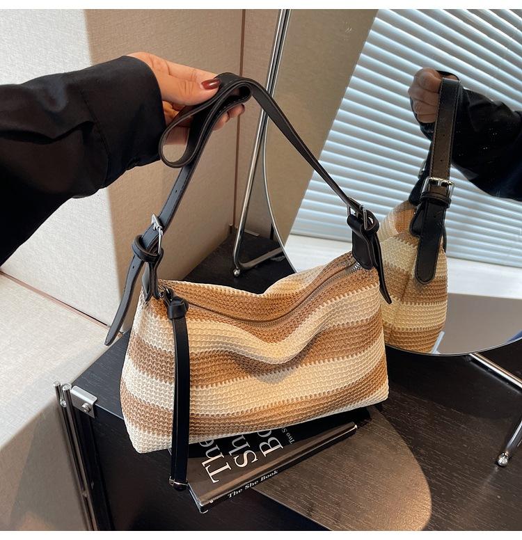 Shoulder bag, rainbow straw woven bag, seaside vacation style, simple and versatile bucket bag texture, casual and fashionable