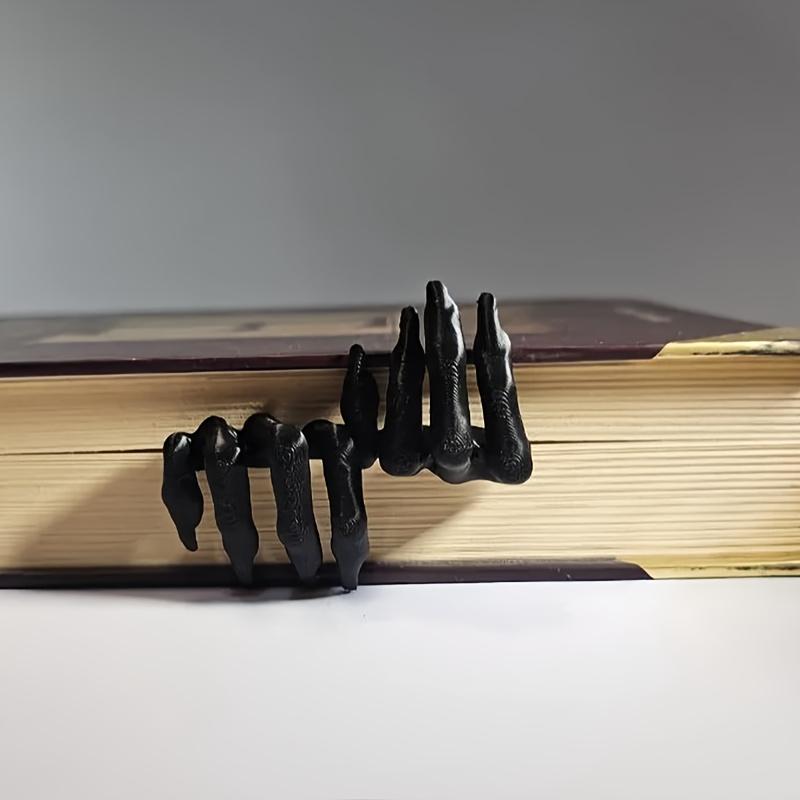 The Black Demon Claw Bookmark - A Creative Bookmark Suitable for Quirky Personalities, Creating A Bizarre Atmosphere. A Perfect Choice for Halloween