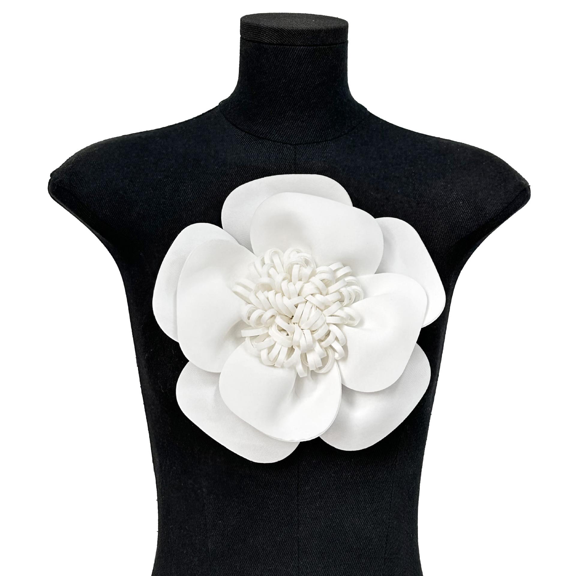 

Ручная работа Многослойные лепестки Трехмерная цветочная брошь Украшение Универсальные туфли и шляпы Багаж Аксессуары для волос Аксессуары для платья