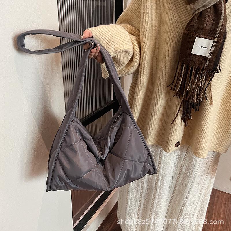 Premium Sense Ins Trendy Fashion Tote Bag 2025 Winter New Messenger Bag Korean Version Versatile Large-capacity Shoulder Bag