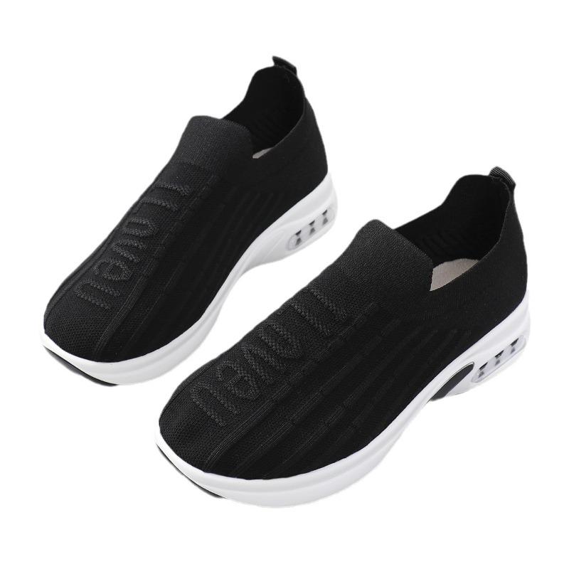 Plus Size Women's Athletic Casual Mesh Shoes Round Toe Low-Top Breathable Mesh Slip-On Slip-Ons