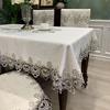 Tovaglia Rettangolare Ricamo di Lusso Pizzo Copritavola Rotondo Floreale Elegante Grembiule da Tavola Tovaglia da Pranzo Bandierina da Tavola Asciugamani