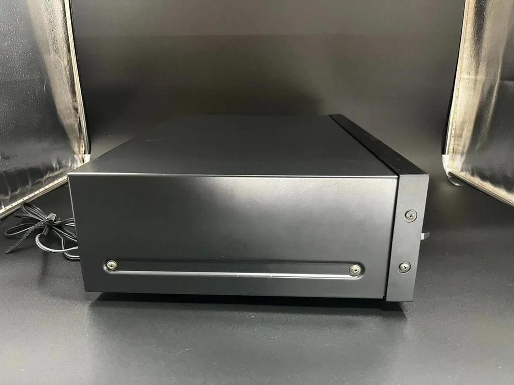 Nakamichi 670ZX Discrete Head Cassette Deck
