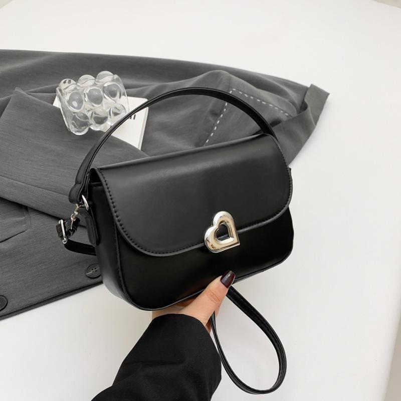 Textured Foreign Style Underarm Handbag Women's 2025 Winter New Fashion Casual Saddle Bag Single Shoulder Messenger Bag