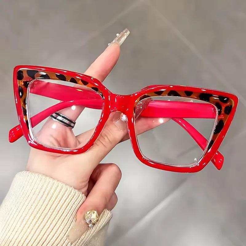 Fashionable Cat Eye Glasses Large Frame Color Blocking Anti Blue Light PC Frame Flat Light Glasses European American Style