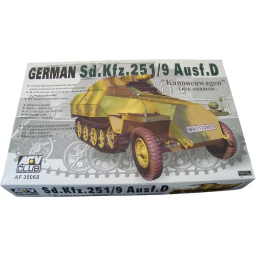 AFV Club 1/35 Sd.Kfz.251/9AusfD Kannonenwagen Plastic Model