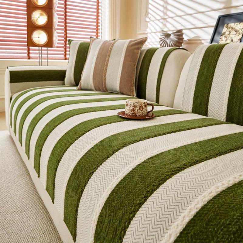 

Striped Chenille Sofa Cover Cats Dogs Anti-scratch Non-Slip Sofa Pad Mat Four Seasons Universal Sofa Slipcovers for Home 70x70cm зелений