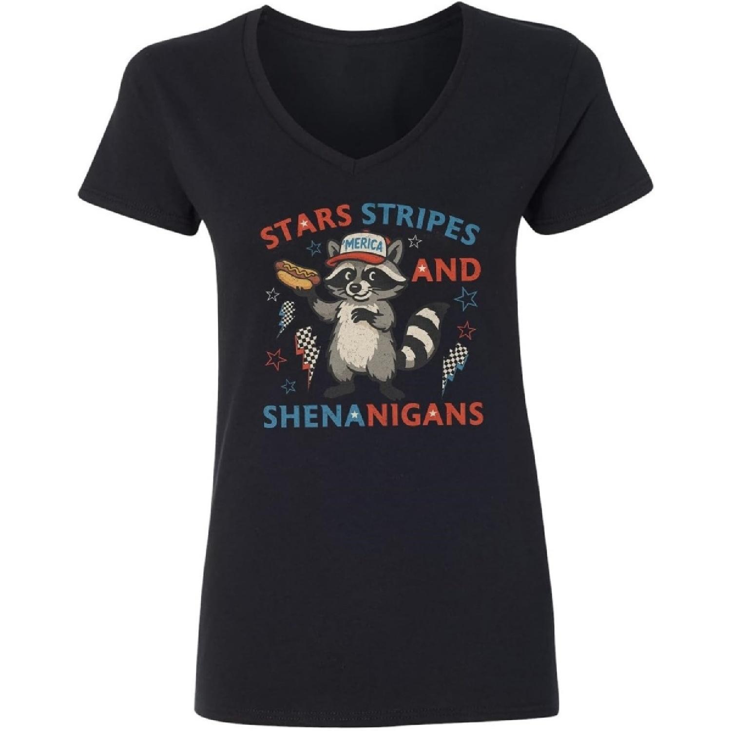 Stars Stripes and Shenanigans - 4th of July Raccoon Ladies  V-Neck Tshirt XXXXXL разноцветный