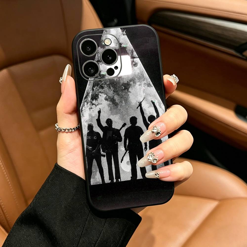 5 S-Seconds of S-Summer Band Phone Case For iPhone 12 13 14 15 16 17 Pro Max, Lightweight and Practical Soft Black Cover