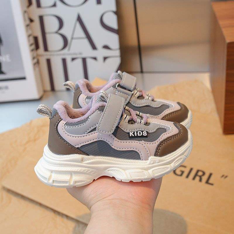 

Children s sports shoes autumn and winter new velvet dad shoes 1-6 years old boys soft-soled running shoes girls baby shoes 26 yards inner length 15.5 cm