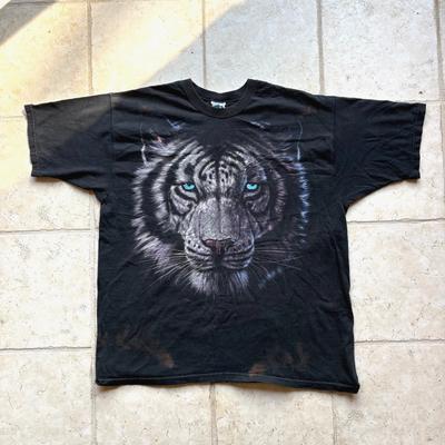 Vintage 1997/1998 Liquid Blue Weißer Tiger All Over Print T-Shirt XXL Hergestellt in den USA