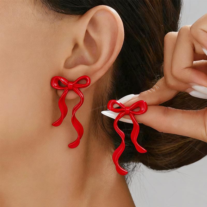 Vintage Metal Bow Inlay Zircon Stud Earrings for Women Exquisite Imitation Pearl Bowknot Charms Earrings Fashion Party Jewelry
