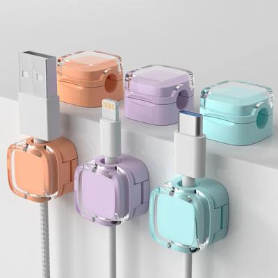 6ks Magnetické spony pro správu kabelů Vícebarevný plastový organizér kabelů Stolní a nástěnné háčky pro telefonní data a nabíječku