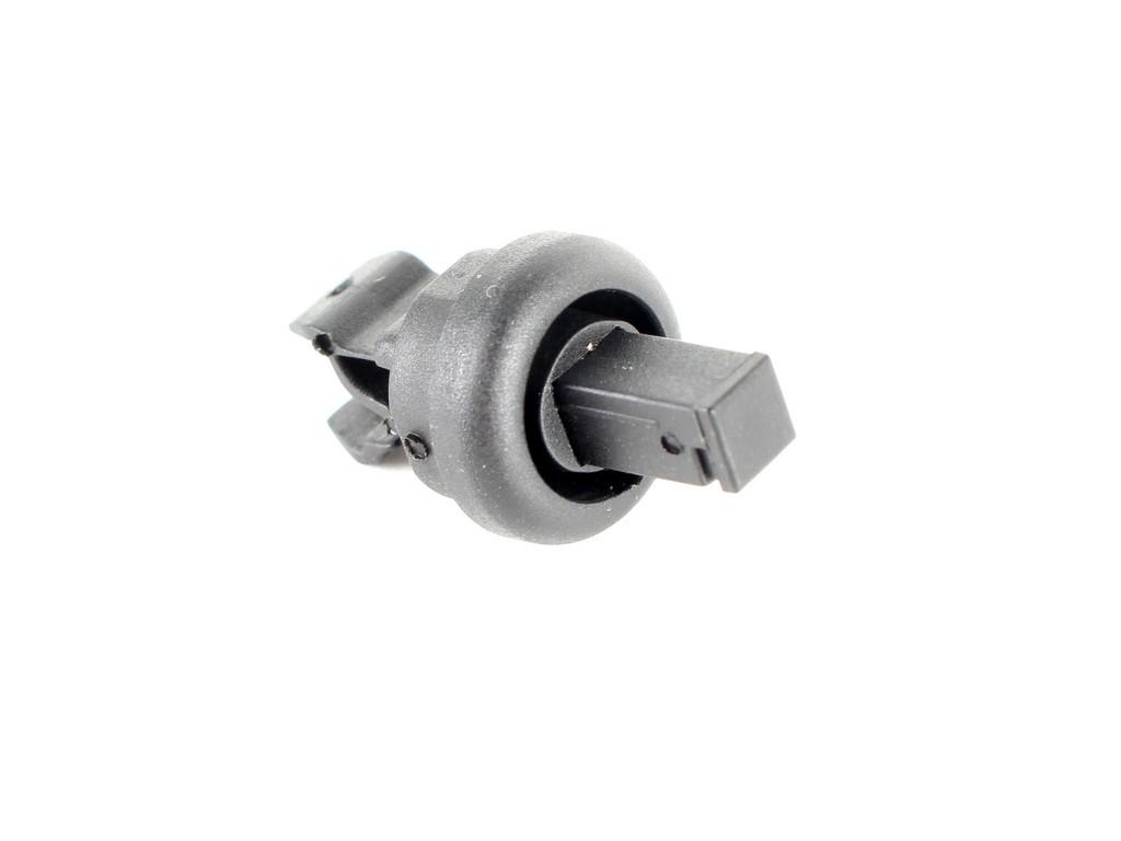 Trunk Shelf Mount 1 Piece