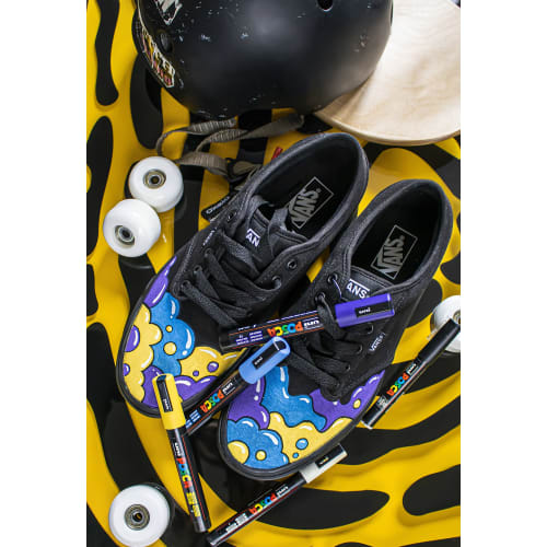 Mitsubishi Pencil Water-based Pen Posca Medium Point Round Core 8 Colors PC5M8C