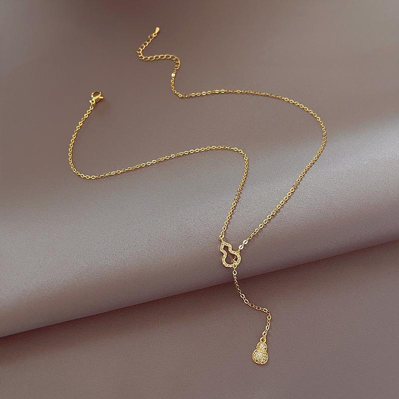 Fashionable Zircon Micro-Set Gourd Pendant Necklace Elegant And Versatile Light Luxury Jewelry